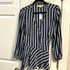 NEW Ladies Loft Wraparound Shirt Size Medium